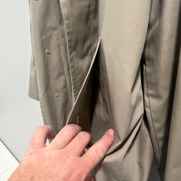 London Fog Trenchcoat Raincoat - Picture 4 of 6